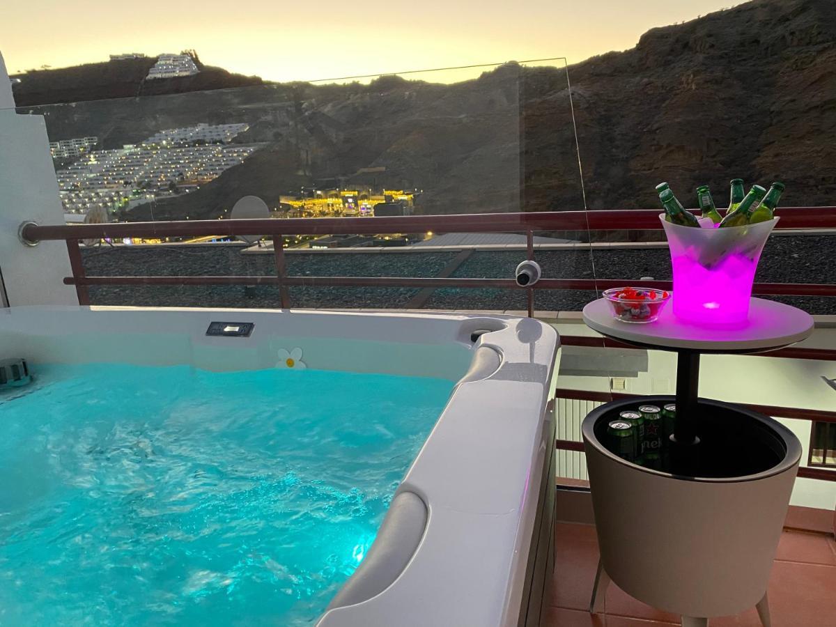 Villa Mogan Mall, Con Jacuzzi Y Playstation 5 Puerto Rico  Eksteriør billede