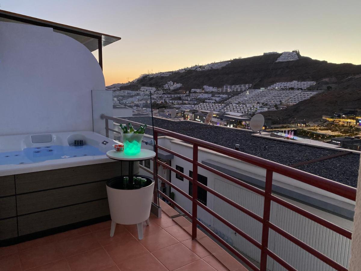 Villa Mogan Mall, Con Jacuzzi Y Playstation 5 Puerto Rico  Eksteriør billede